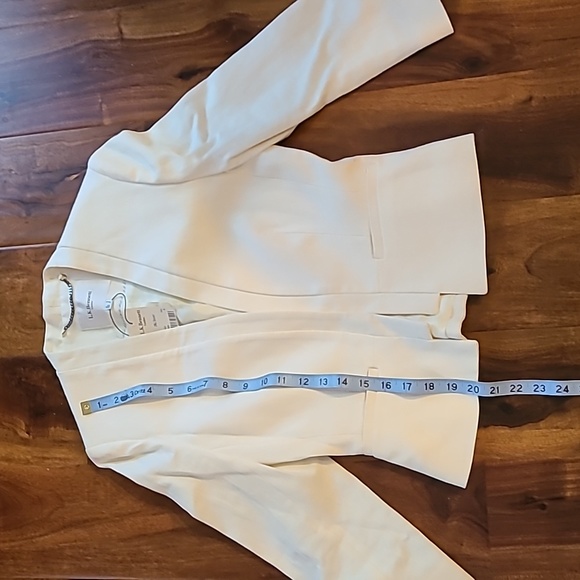 L.K. Bennett Cream June Cropped Blazer Jacket - Picture 10 of 14